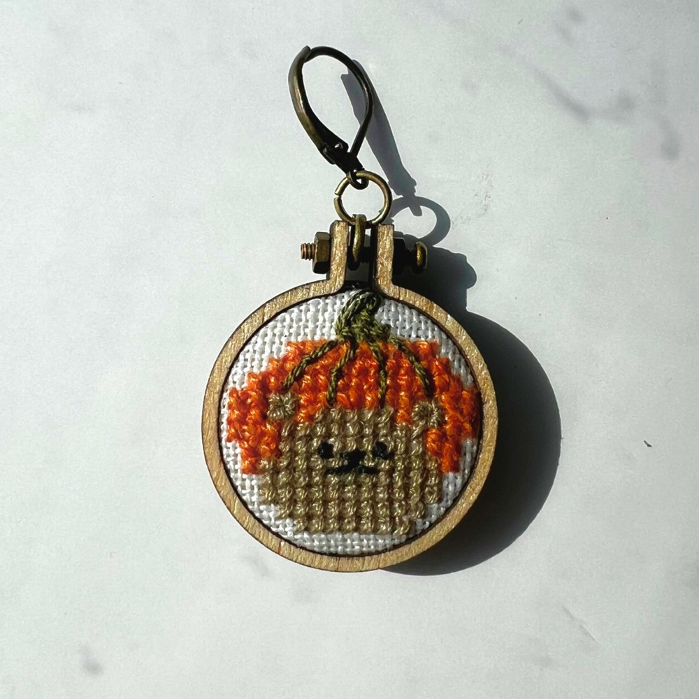 Handcrafted Pumpkin Head Bear Embroidery Charms HP - Picture 6 of 8